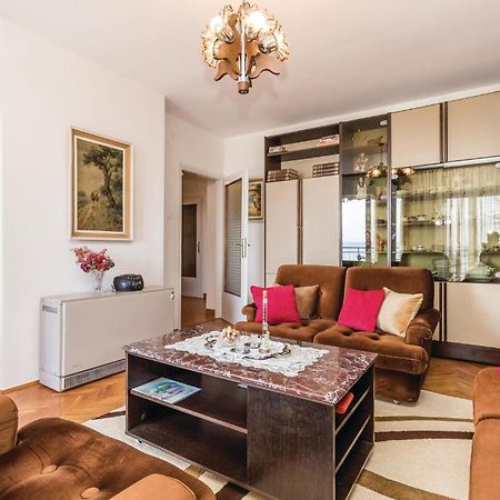 Nice apartment in Lovran with 2 Bedrooms&WiFi Buitenkant foto