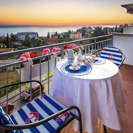 Nice apartment in Lovran with 2 Bedrooms&WiFi Buitenkant foto