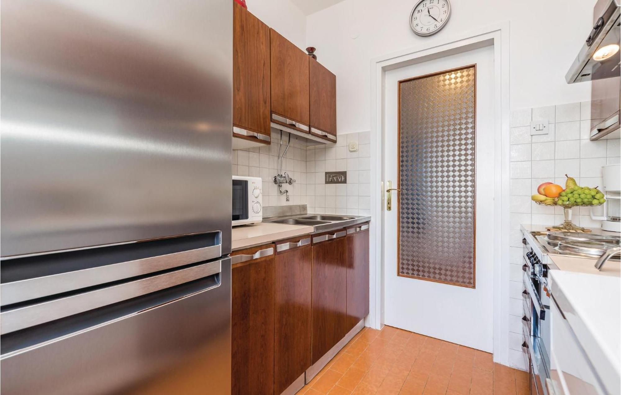 Nice apartment in Lovran with 2 Bedrooms&WiFi Buitenkant foto