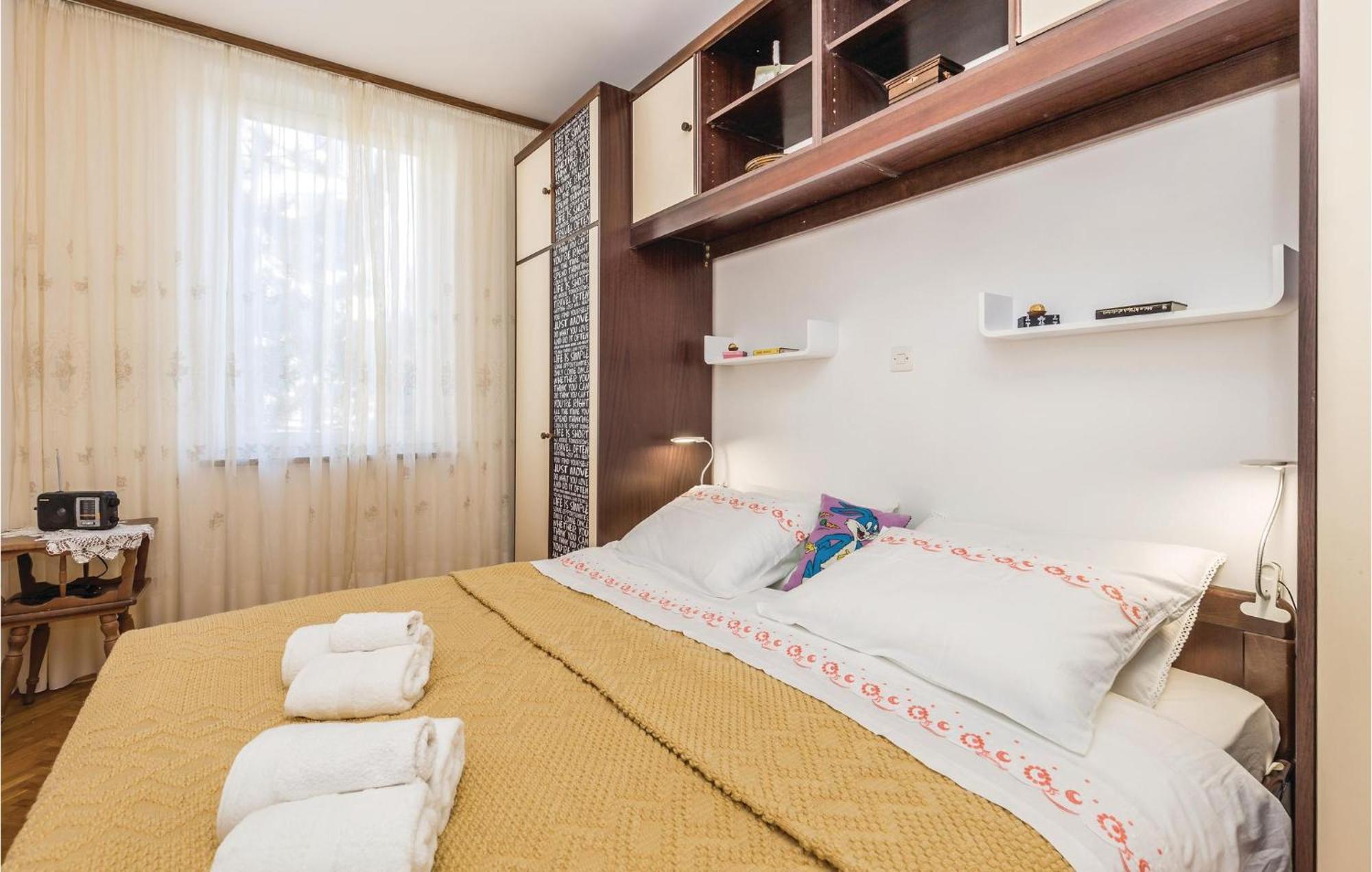 Nice apartment in Lovran with 2 Bedrooms&WiFi Buitenkant foto