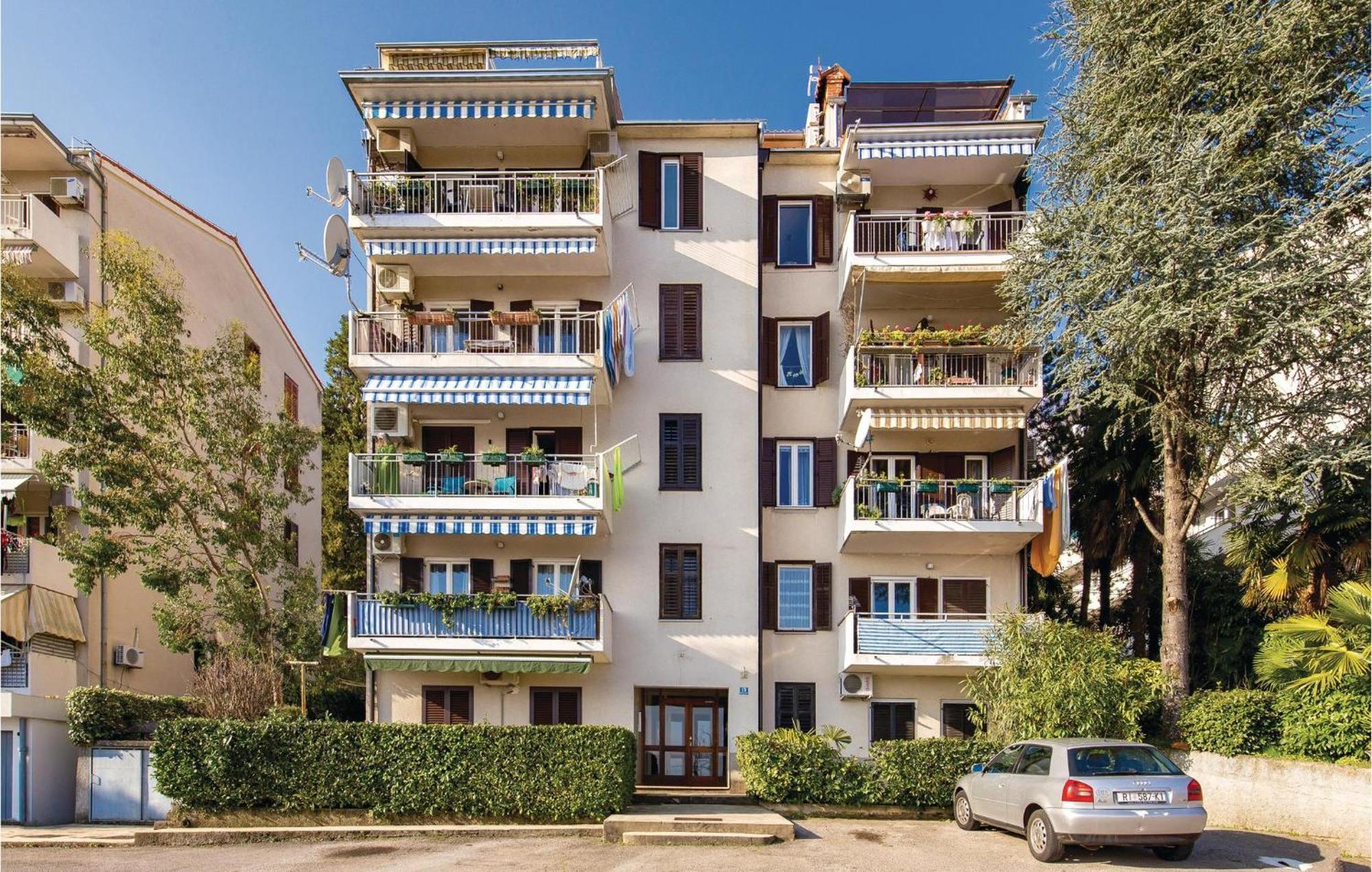 Nice apartment in Lovran with 2 Bedrooms&WiFi Buitenkant foto